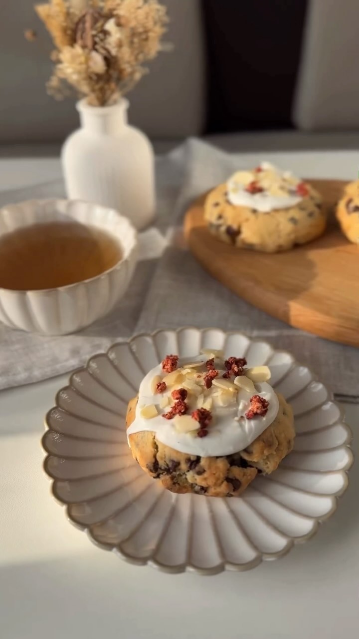 Vanilla Cheesecake Raspberry Cookies Recipe