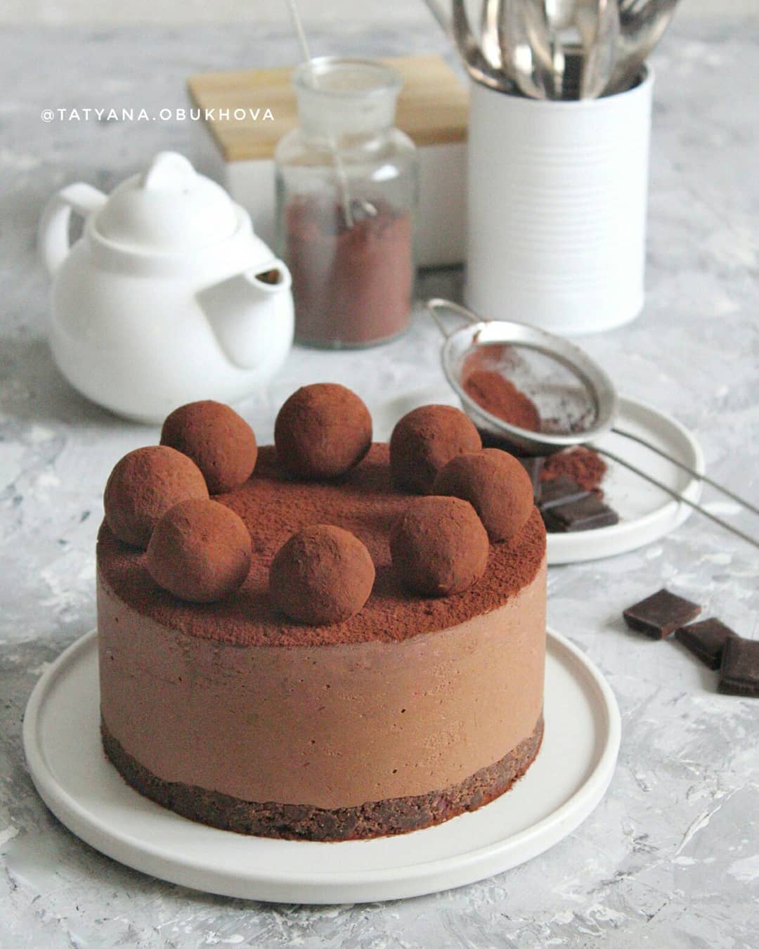 Yummy no-bake chocolate cheesecake